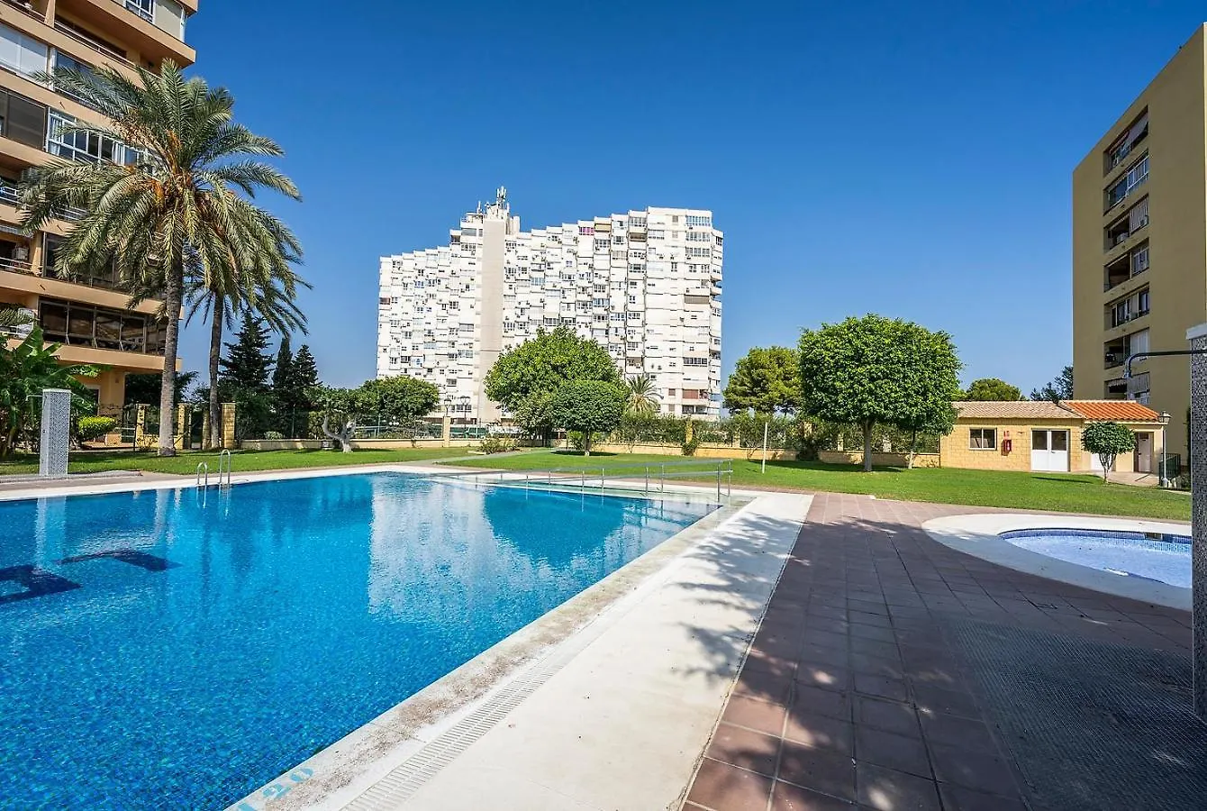 Apto 1 Dormt En Urb. La Colina Torremolinos Spain